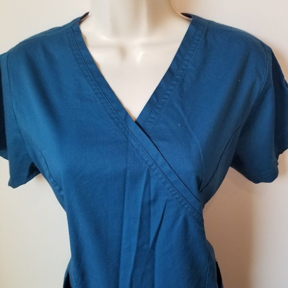 Bio Stretch Modern wrap Scrub Top/Small - Picture 2 of 5
